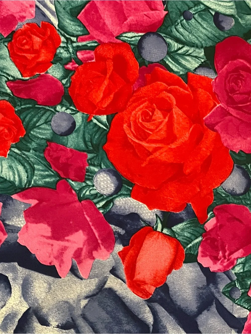 Stunner Christian Dior Silk Scarf Besutiful Red Rose Print 34 In Excellent Cond